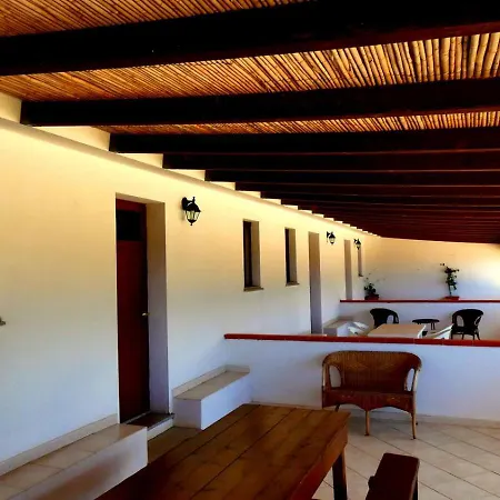 Comino Alto E シニスコーラ