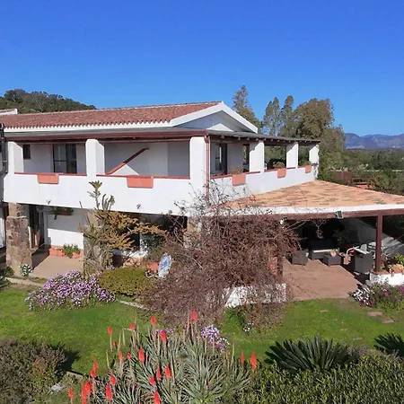 Country house Comino Alto E *