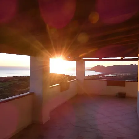 Comino Alto E Séjour à la campagne Siniscola